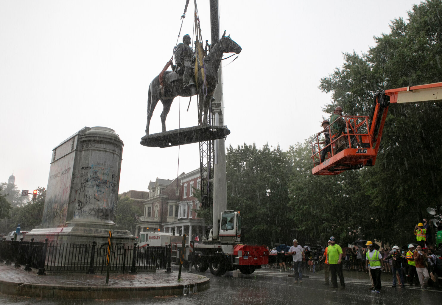 The statue to Confederate general Stonewall Jackson is removed from
