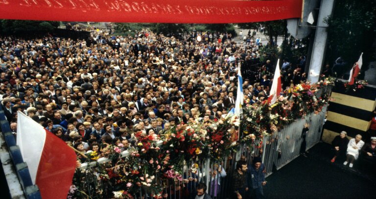 Strajk w Gdansku, sierpien 1980.Strike in Gdansk, August 1980