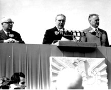 Dnia 10 lutego 1976 roku Sejm PRL uchwalił poprawki do Konstytucji PRL, wprowadzając do niej zapis o „nierozerwalnej więzi przyjaźni polsko-radzieckiej" oprac przewodniej roli PZPR w państwie. Od głosu wstrzymał się jeden poseł - Stanisław Stomma. Kwestia nowelizacji konstytucji przyczyniła się do powstania legendarnego Listu 59 i miała duże znacznie dla ukształtowania się późniejszej opozycji wobec władz komunistycznych w Polsce.