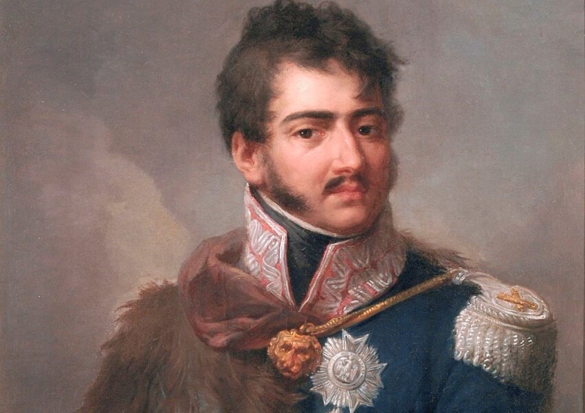 Dnia 7 maja 1763 r. urodził się książę Józef Poniatowski, generał, symbol polskich dążeń niepodległościowych, bohater narodowy, dowódca armii Rzeczypospolitej, naczelny wódz wojsk polskich Księstwa Warszawskiego, uczestnik m.in. wojny w obronie Konstytucji 3 maja oraz wojen napoleońskich, pierwszy obok Tadeusza Kościuszki Kawaler Orderu Virtuti Militari, jedyny Polak, który otrzymał tytuł marszałka Francji.