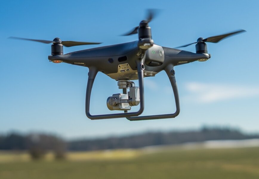 Prezydent Litwy Gitanas Nauseda oświadczył, że mur przeciwko dronom mógłby zostać ukończony przed początkiem kolejnych ram finansowych Unii Europejskiej 2028-34.