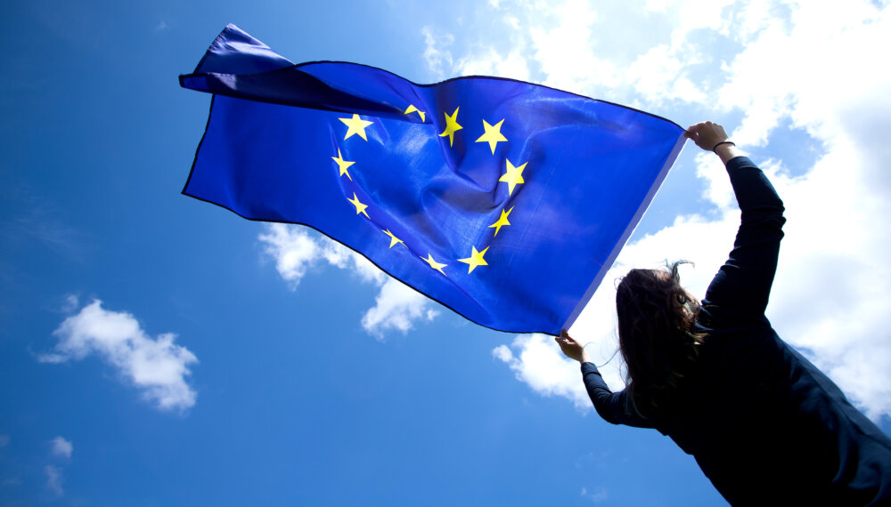 UE